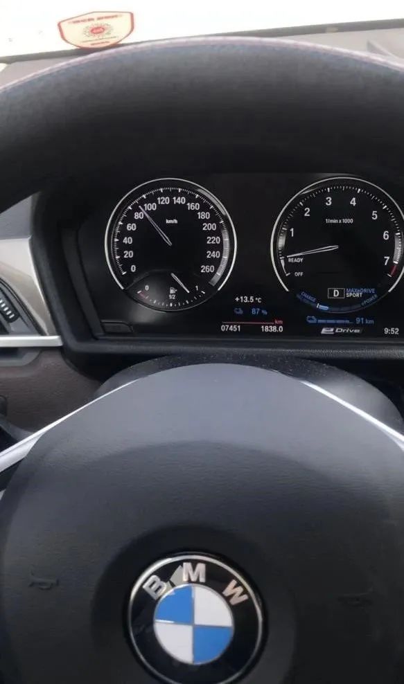 宝马X3跑高速动力够不够？满油续航923km，综合油耗6.2L...