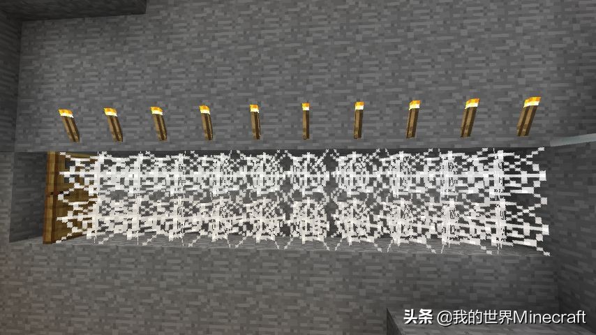 补课时间到！在《我的世界》中如何完美地隐藏一道门？