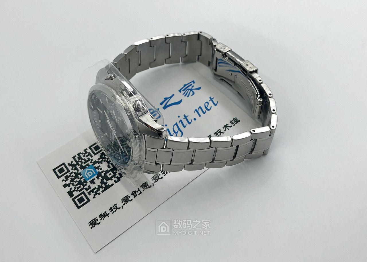 开箱详测：卡西欧CASIO LCW-M300双显电波光动能表，休闲商务之选