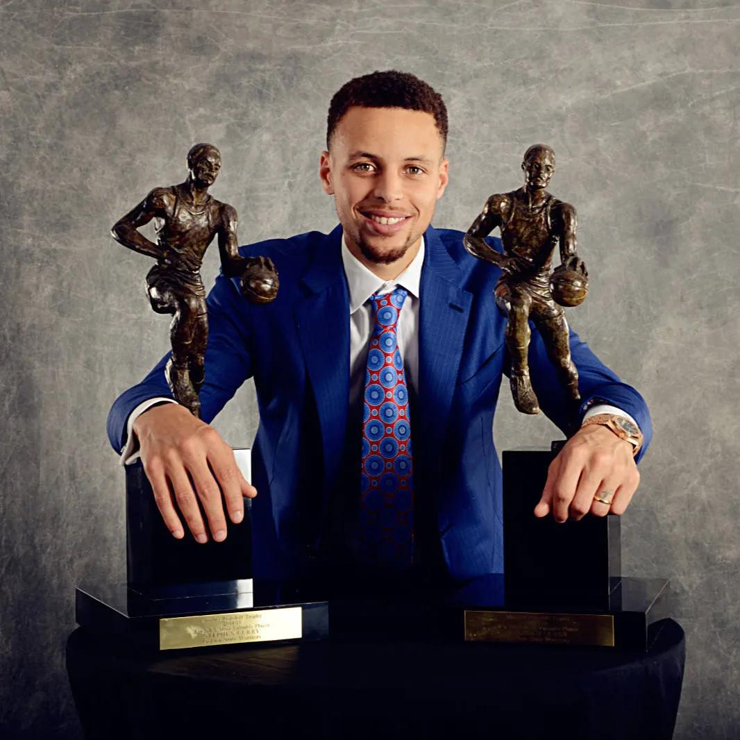 nba球队市值为什么高(仅仅11年，勇士市值由4.5亿飙升至52亿，这背后真的是靠库里么？)