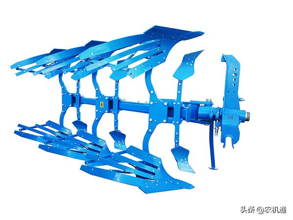 中國品牌更自信了，2019年用戶關(guān)注度前十的鏵式犁，8款是龍豐的