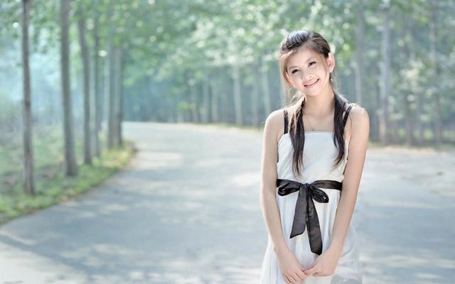 2021年广东中考作文：《少年的模样》