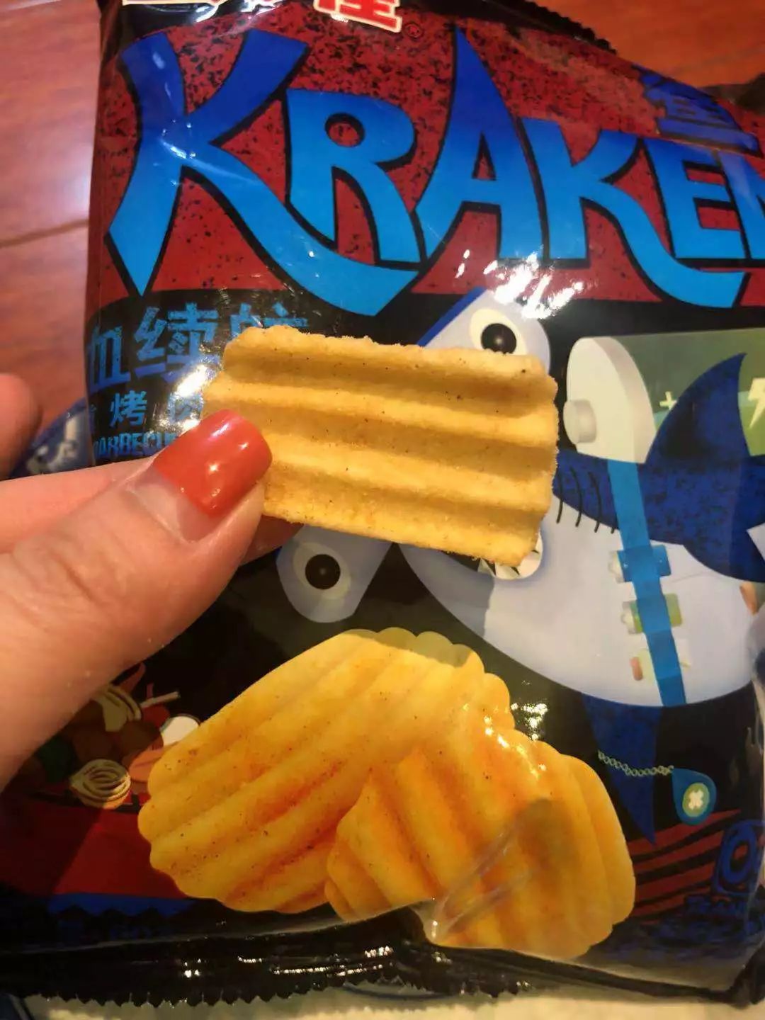 上好佳kraken鲨(烟熏烤肉味)
