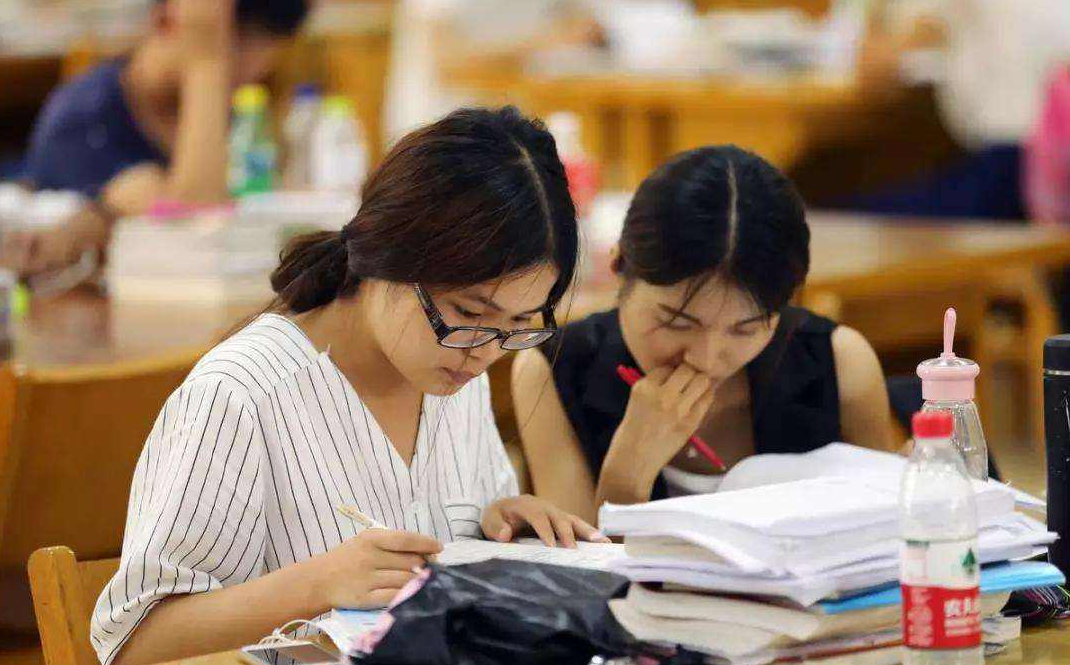 2022考研新调整，满足不了这几项没有报考资格，成绩再好也没用