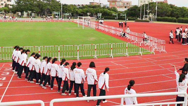 愿你出走半生，归来仍是少年