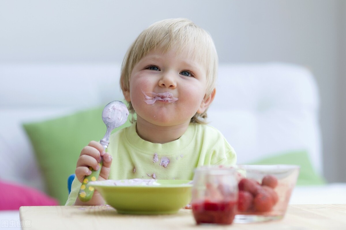 试管宝宝辅食可不是零食，了解正确的添加辅食方法