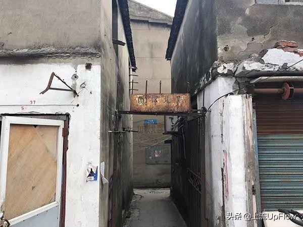 城市里，有一种鬼无处容身