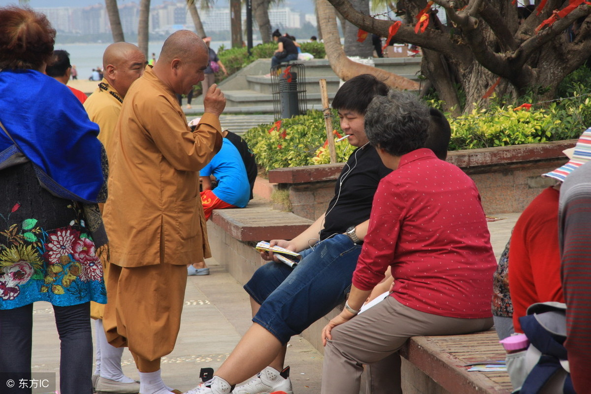 和尚流窜各地抢劫、挖肾、偷小孩？这些伪和尚谣言，骗了你一年