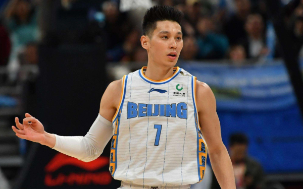 乔纳森西蒙斯为什么去cba(林书豪逐梦NBA，西蒙斯却选择离开，只因辽宁男篮给的钱多？)