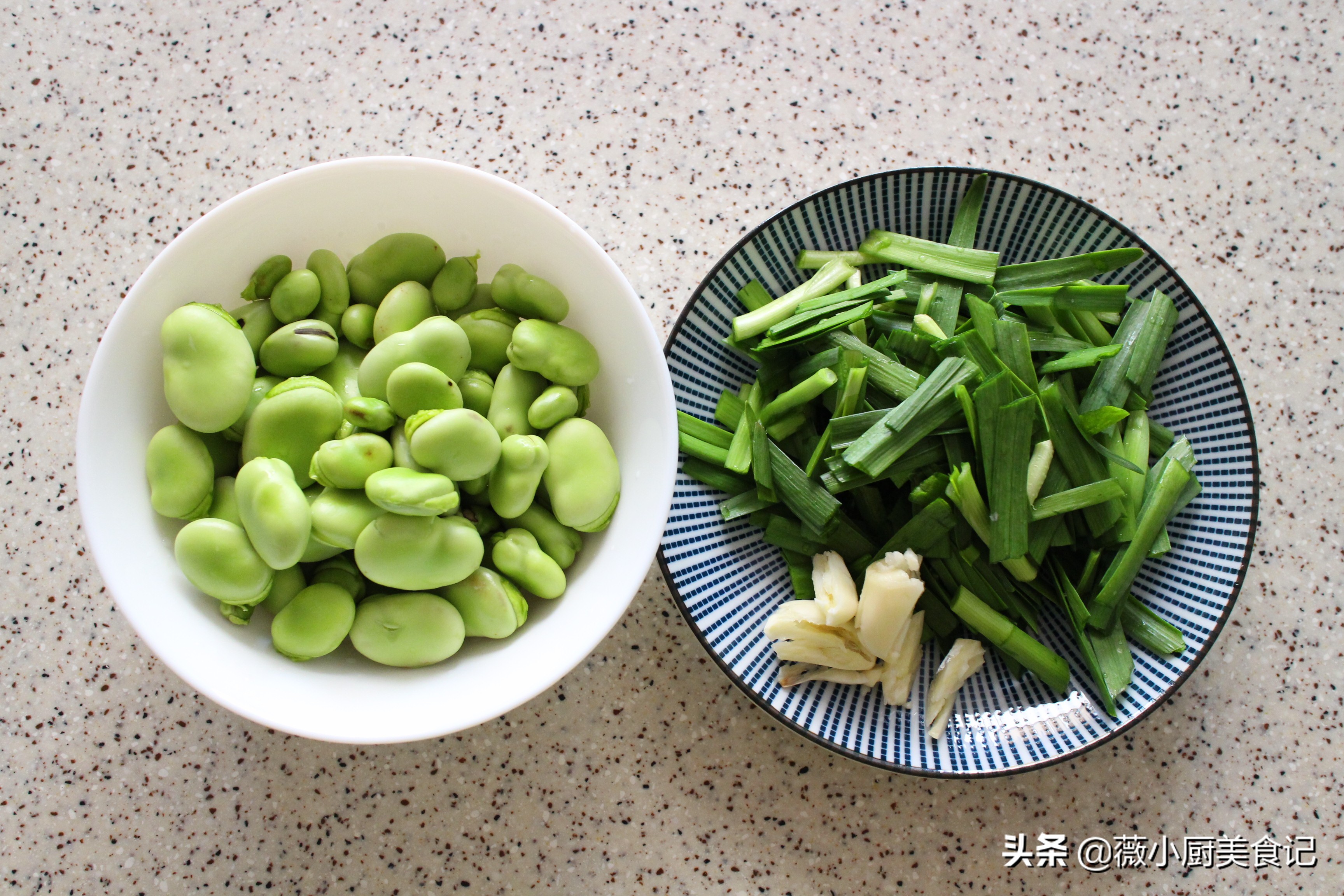 又到吃蚕豆的季节，2元一斤，这样炒比肉香，端上桌总不够吃