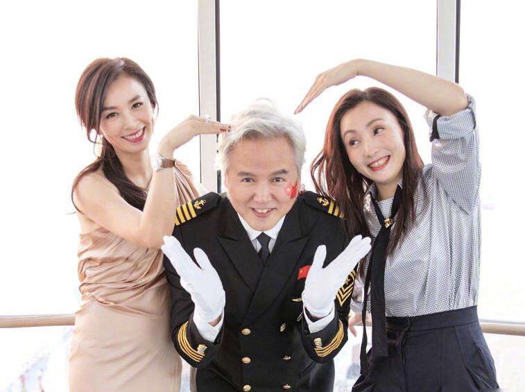 感受一下,这张林瑞阳张庭夫妻与徐峥老婆小陶虹的合影.