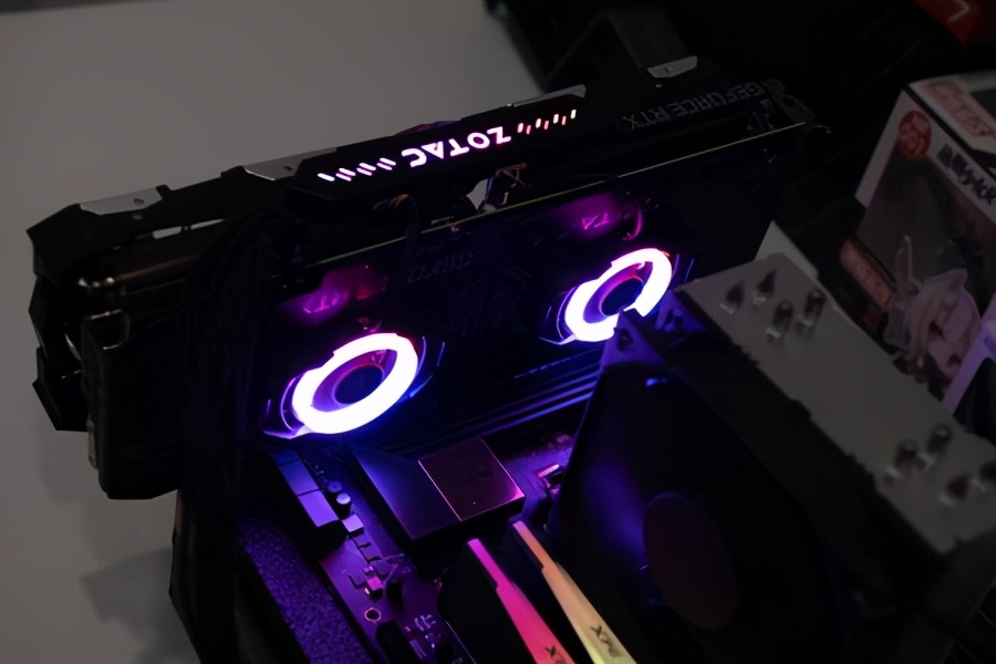 2021年度巨献：NVIDIA RTX 3080显卡横评 中