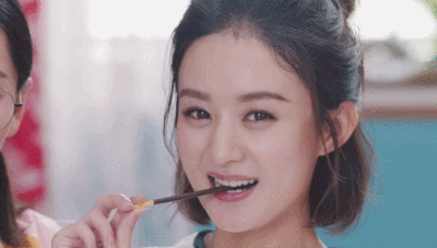 我国有一老牌眉笔，小小一支也有证书，搭配眉卡眉刷不到十块钱