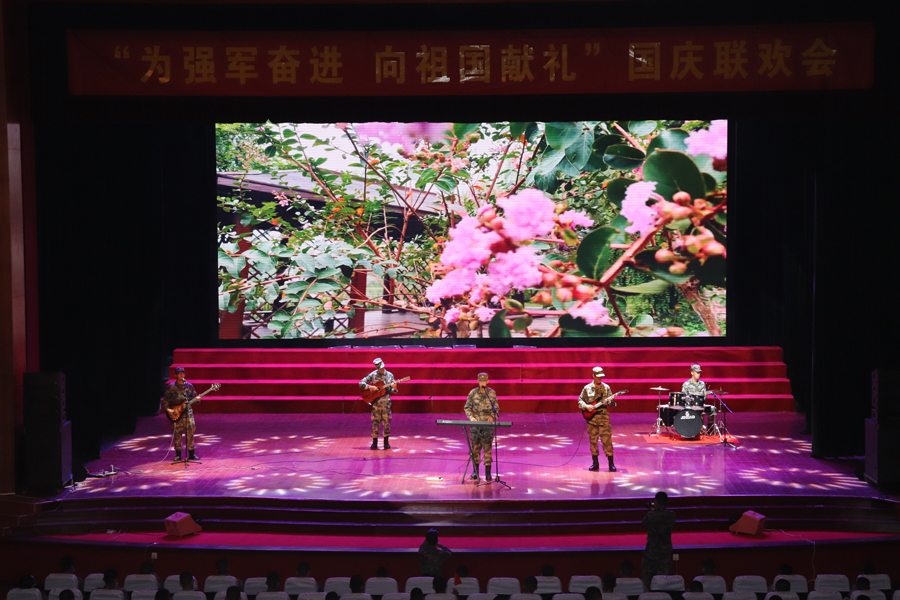 献礼华诞 | 解放军及武警部队“双节”晚会大联欢