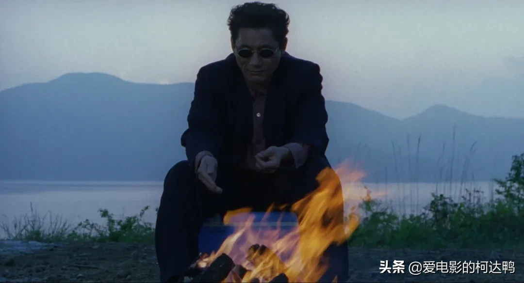 导演带粉丝殴打记者,因此坐牢?把生活过成段子的男人——北野武