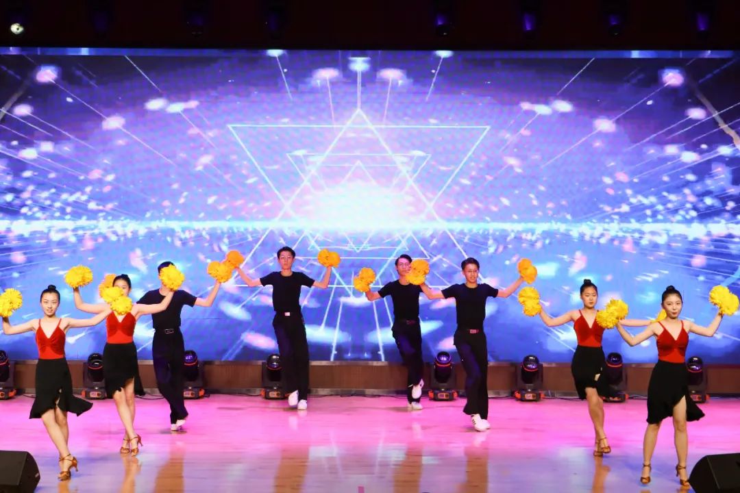 “书香致远 · 艺展芳华”—东阿县南湖行知学校艺术读书节来啦