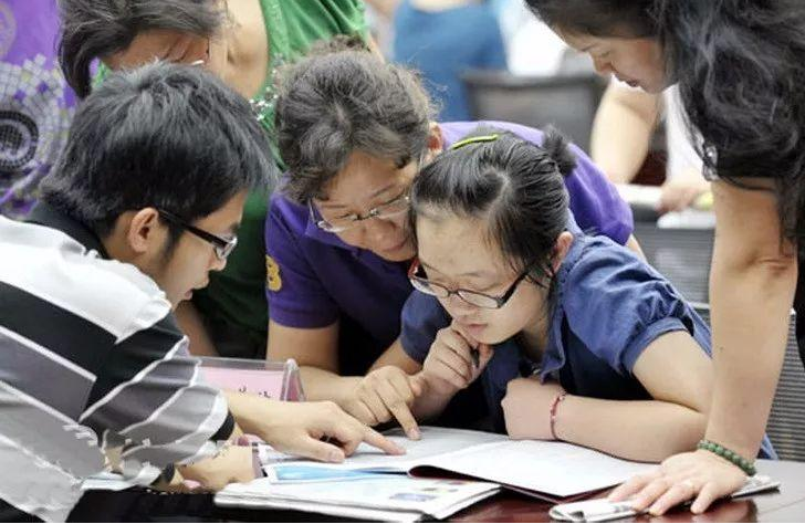 2021高考“预测分数线”出炉，各地区分数线有望下调？考生可参考