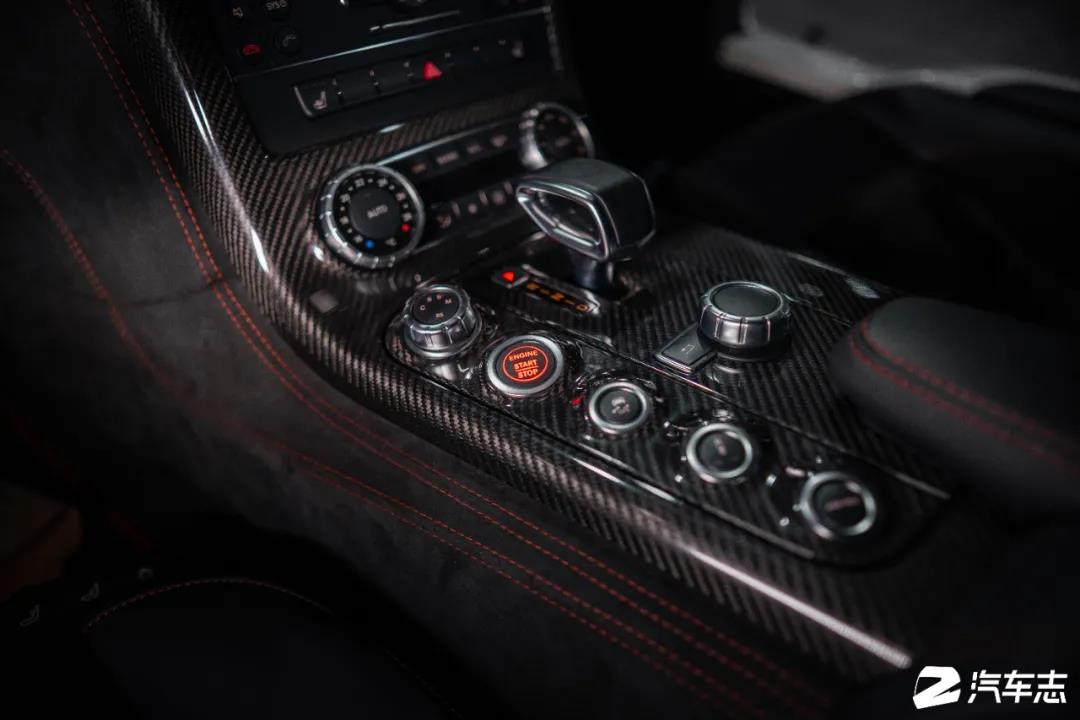 大陆仅十台的SLS AMG Black Series，零距离感受奔驰超跑的巅峰