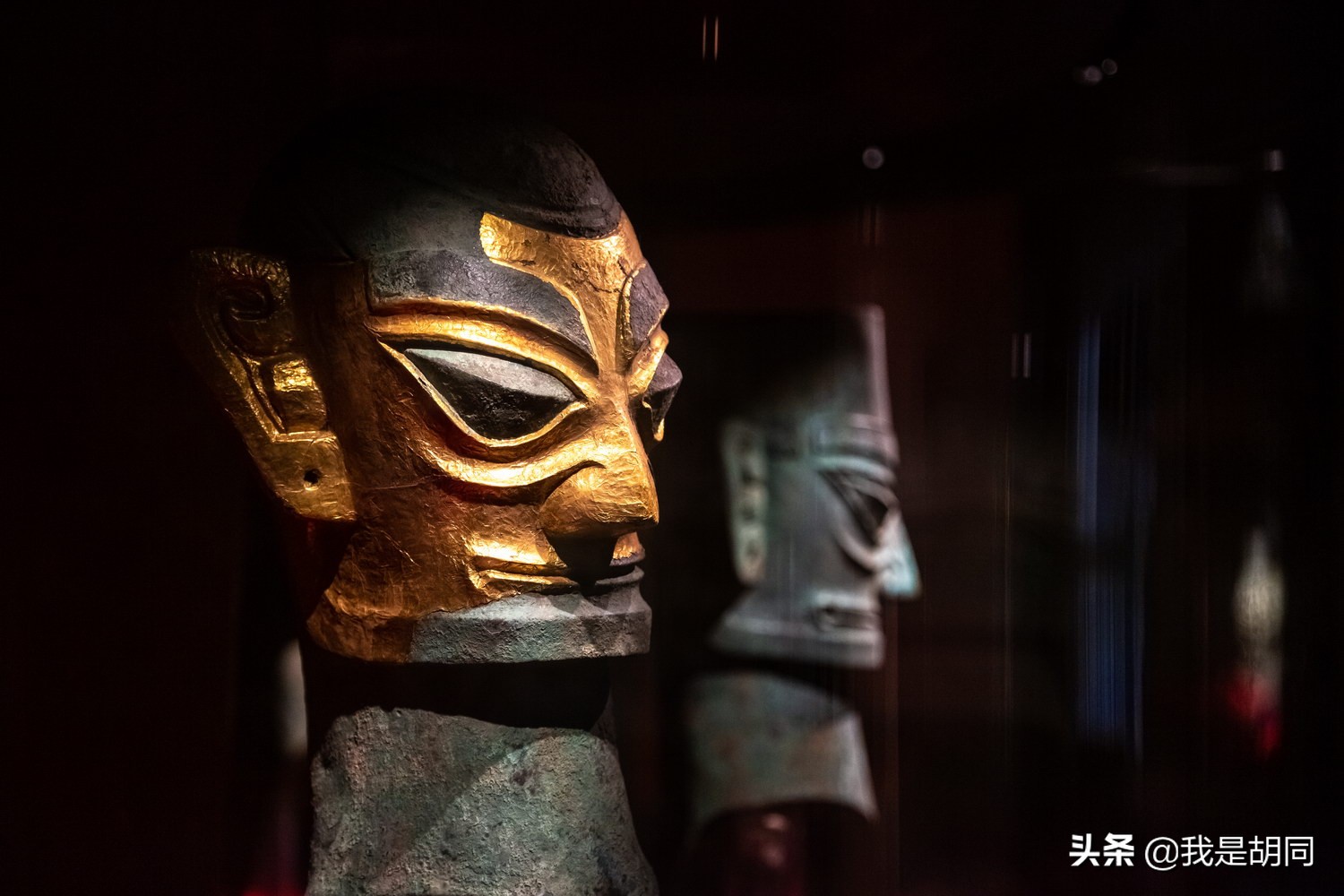 三星堆为何被传与外星人相关？奇特的相貌与神秘失踪，至今是谜