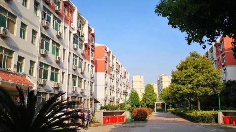 神仙配置！6大网红食堂，投资2.6亿建公寓，湖北“超壕”大学来了