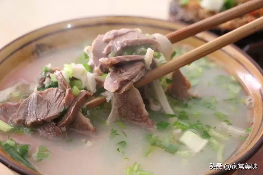 中国各地羊肉美食排行榜：探寻最美味的羊汤之乡