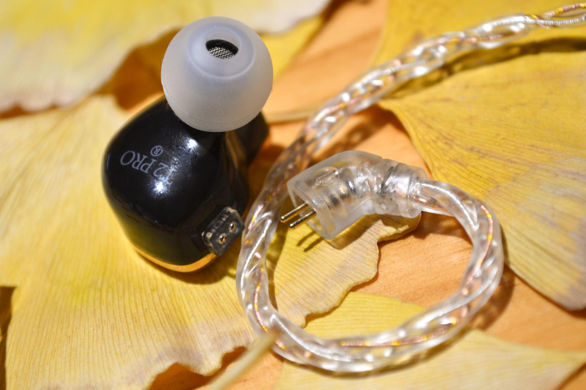 入耳心动 锦瑟香也TFZ T2 PRO 发烧友化身运动健儿