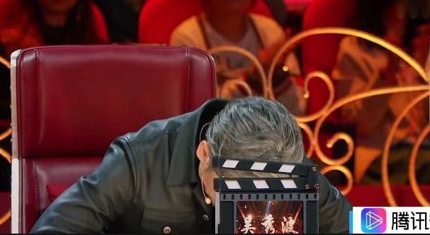 《秋蝉》39岁刘欢撞脸李佳琦，曾拒章子怡橄榄枝，今因任嘉伦被嘲