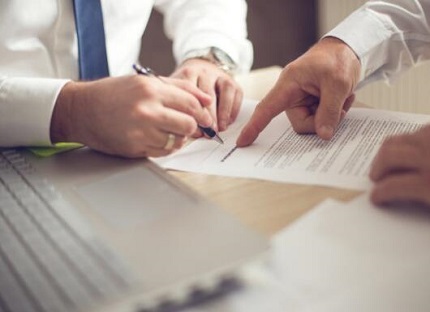 风险律师（风险代理律师靠谱吗）