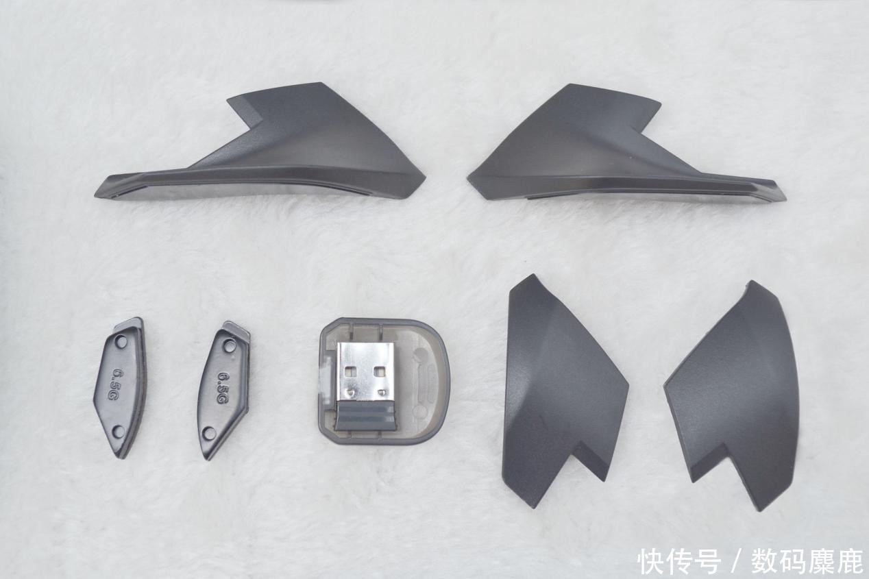 鸡你太美——GameSir盖世小鸡GM300无线游戏鼠标