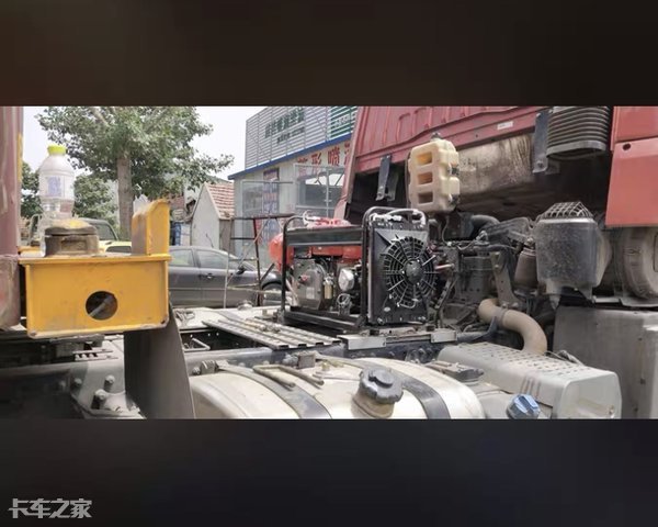 夏天驾驶室里必备3种消暑“神器”，卡友：卡车原厂标配这么难？