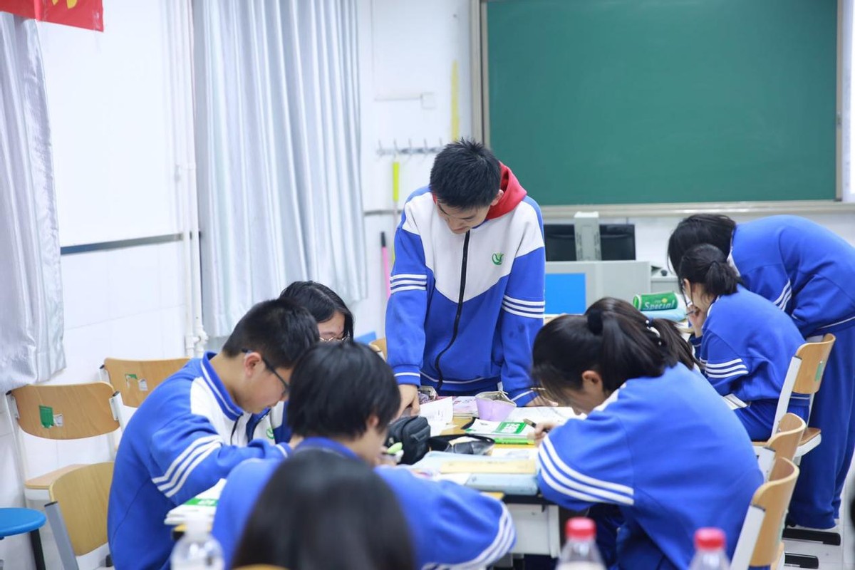 学习成绩定义好坏不可取，为学而学缺动力，定义不同各有千秋