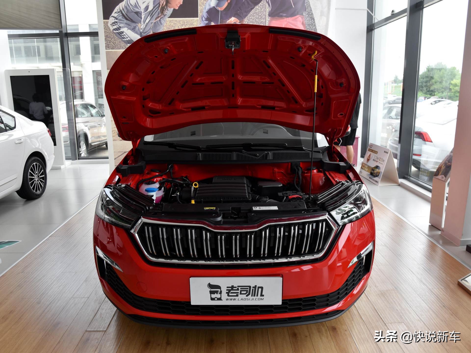 价格便宜还有自动挡，油耗不到6L的SUV，带你看斯柯达柯米克GT