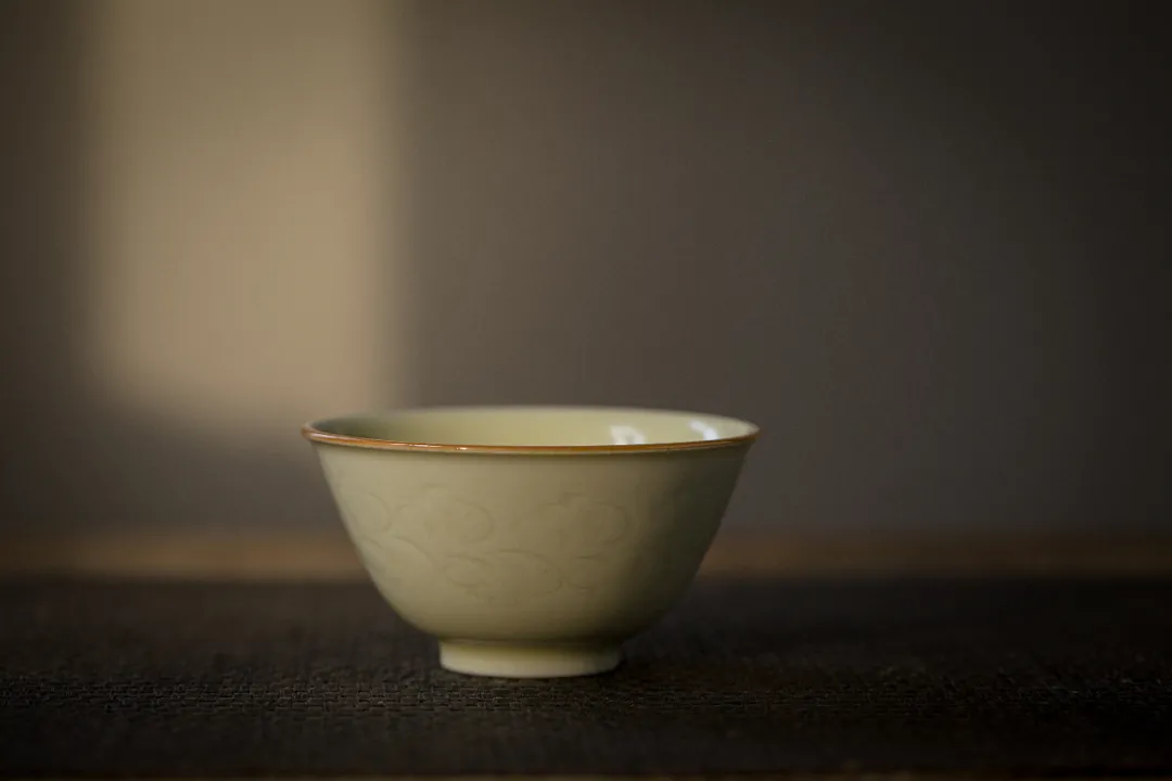 半刀泥刻花阔口杯 | 宋韵美学,雅致刻花,浅元带来又一力作