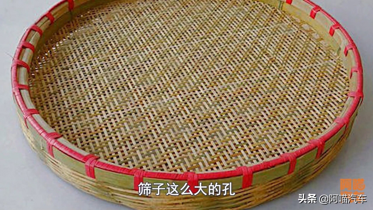 车子换空调滤芯你真的会吗？不少司机都做错了，过滤效果大打折扣