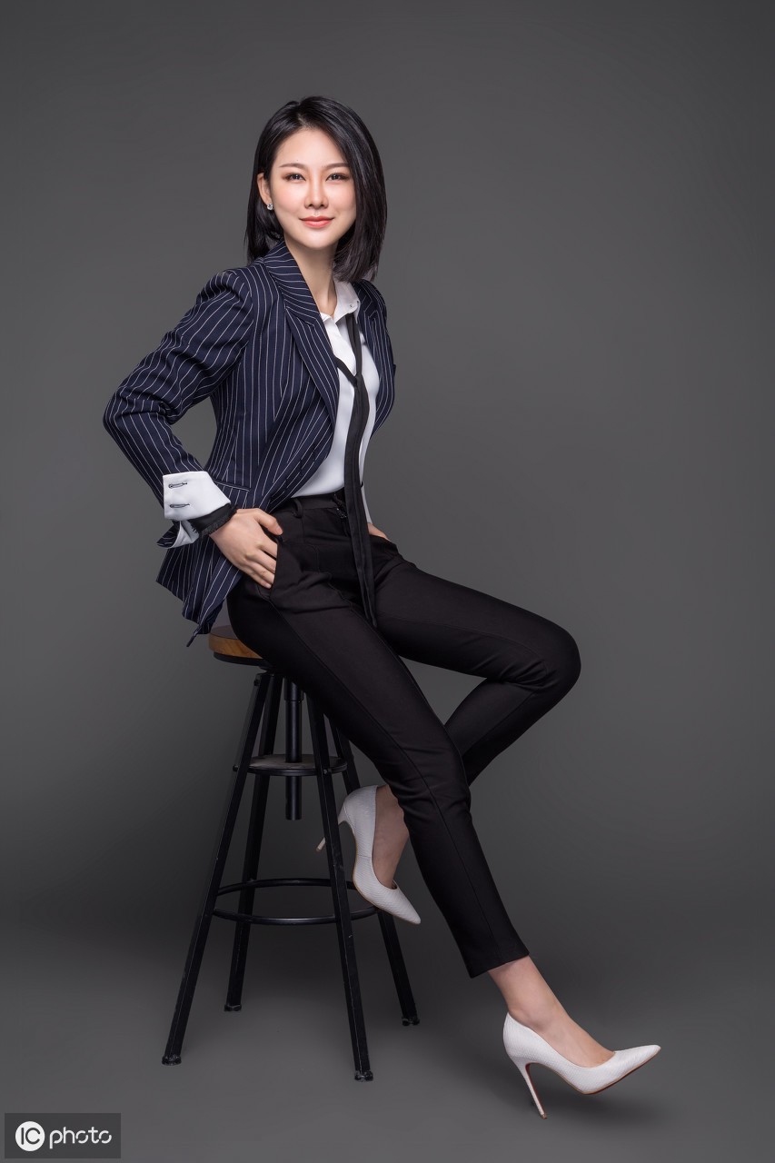 7种适合职场的女性职业装推荐) - 114货源网