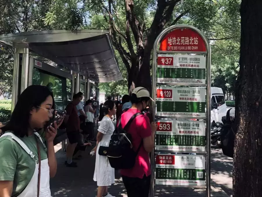 快被遗忘的亚奥商圈，能否因上品+城市奥莱带来新生？