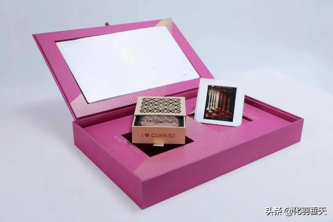 2021“神仙打架”——北大、清华等高校绝美录取通知书欣赏