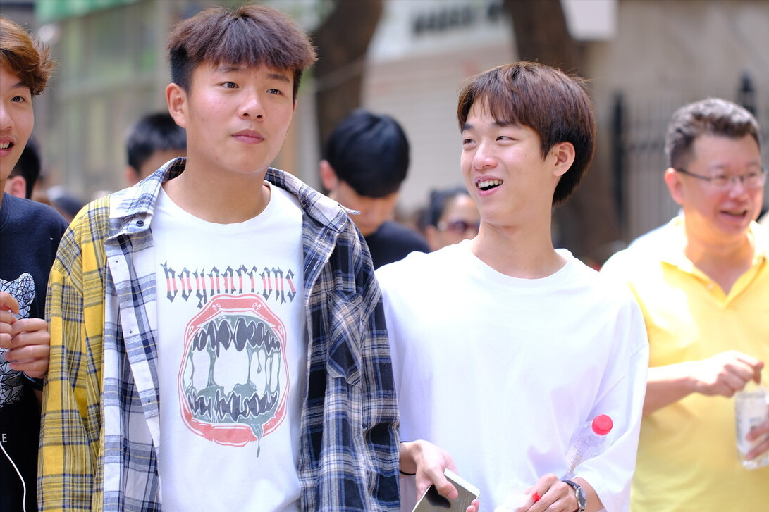 高考当天为何不能穿校服，老师一语道破玄机，学生需提前知晓