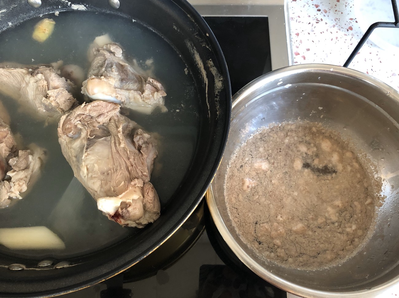 骨头汤怎么熬(骨头汤怎么熬好喝)
