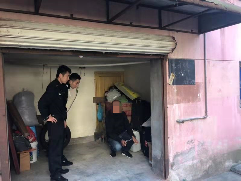 两年内，他打了72场官司