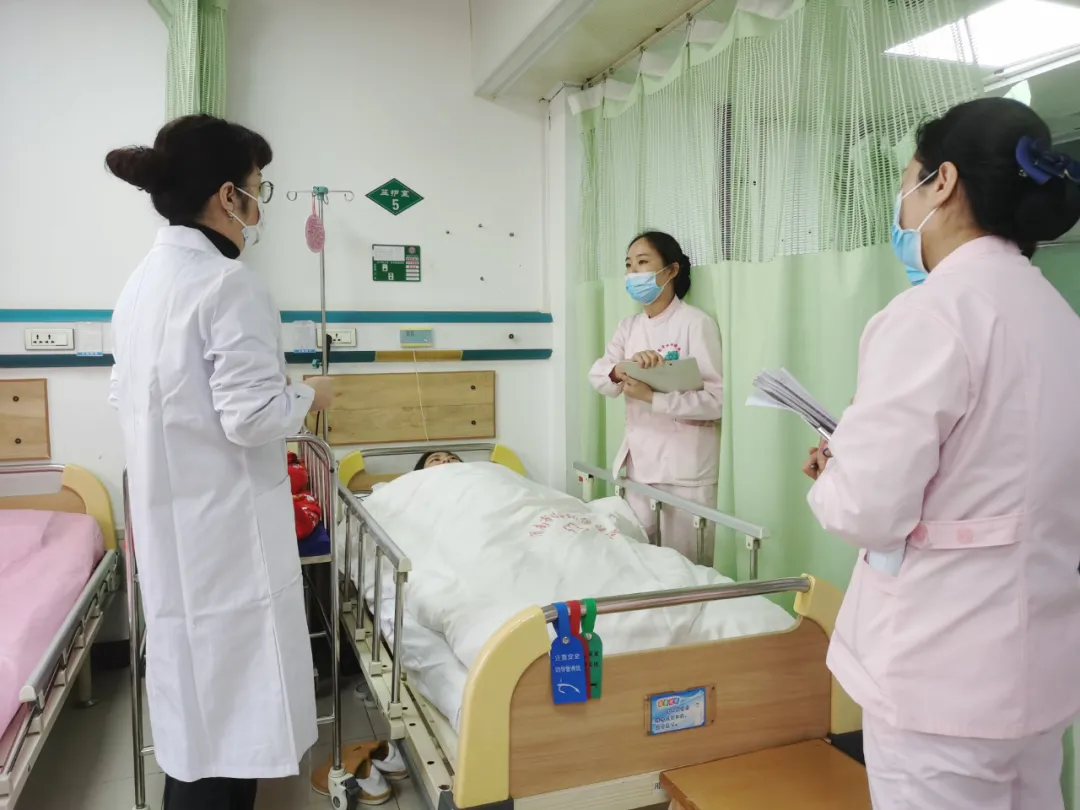 渭南市妇幼保健院举办2021年护理管理培训会