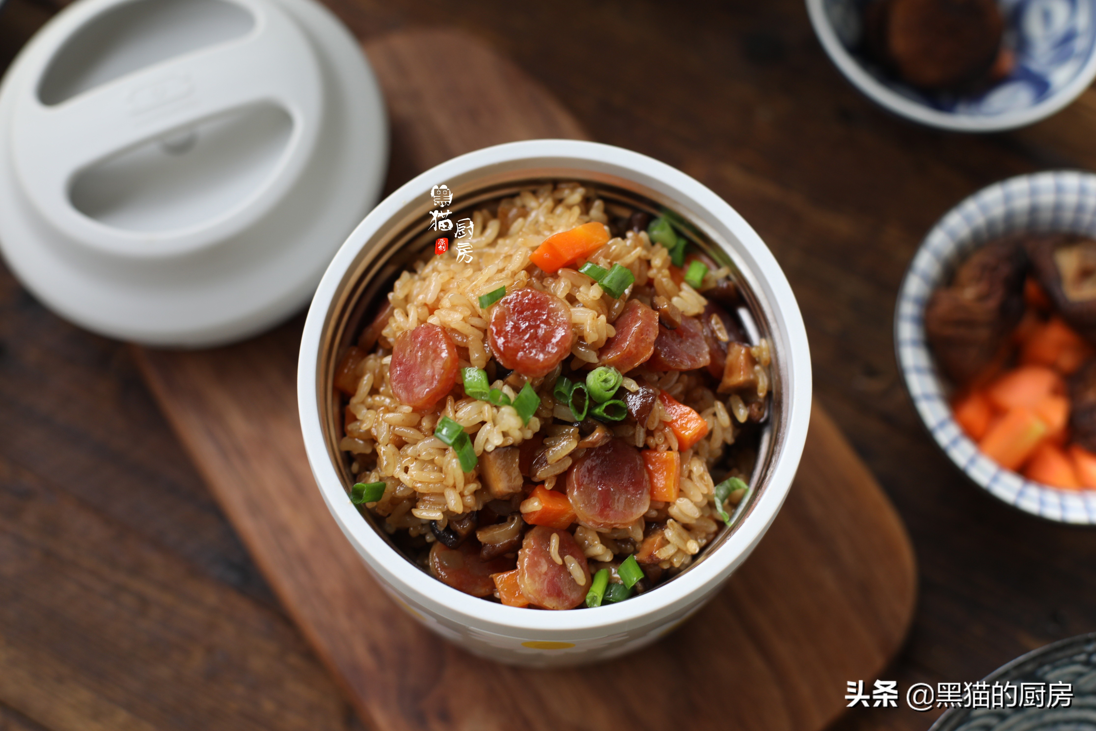 每年入冬,妈妈都会煮糯米饭,多年都没吃腻,软糯鲜香野味十足