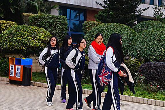 22年各地高中学校寒假放假时间出炉，学生拍手叫好，家长很不情愿