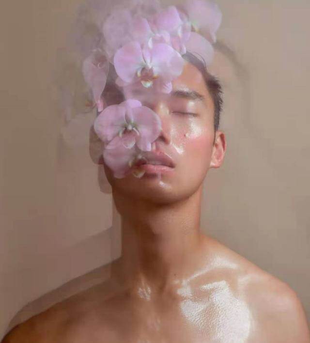 父母都是高颜值明星，孩子却各有各的“丑”法？遗传真是门玄学