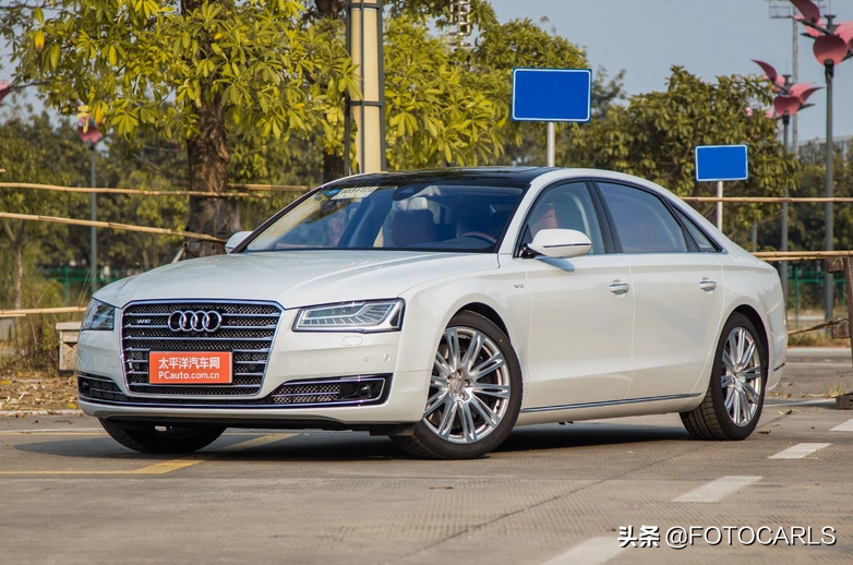 奥迪A8L W12实车外观展示，奢华性能旗舰车型深度解析