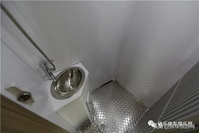 售价31.8万起 佳乐2020款国六考斯特房车实车图曝光