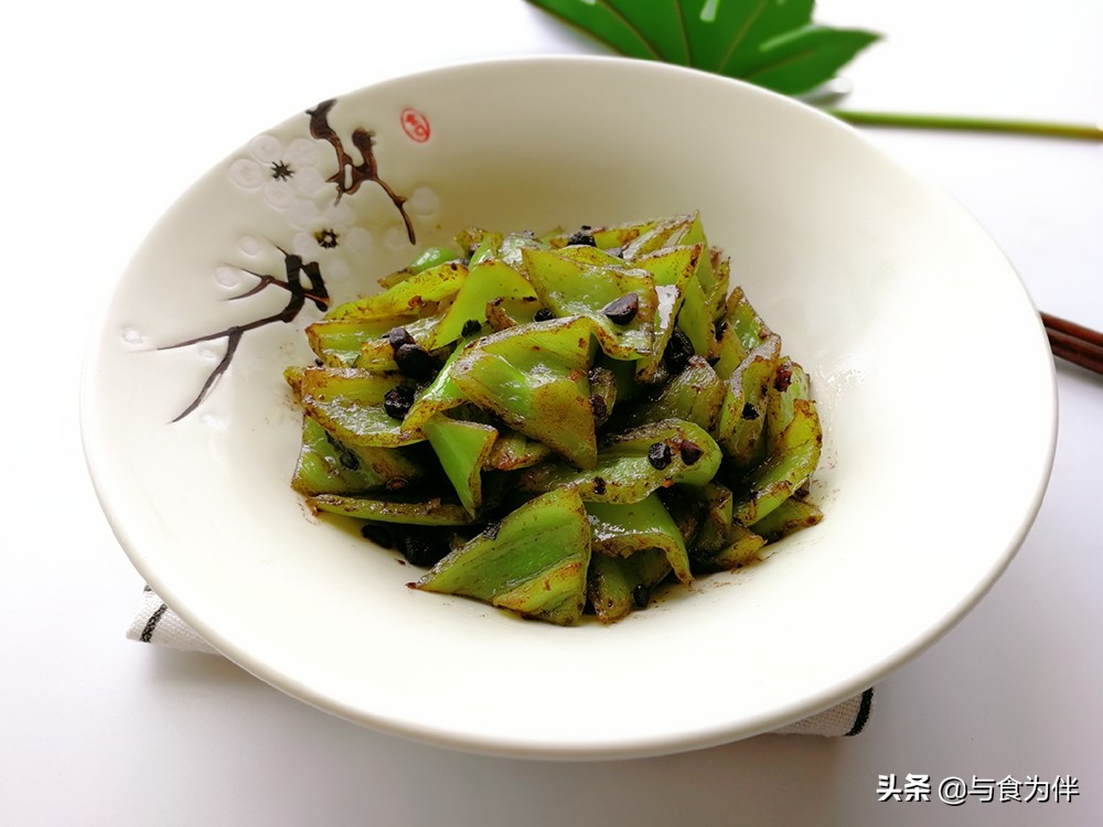 高考日子快到了，菜谱里可常配这食材，孩子远离“疲劳”，状态好