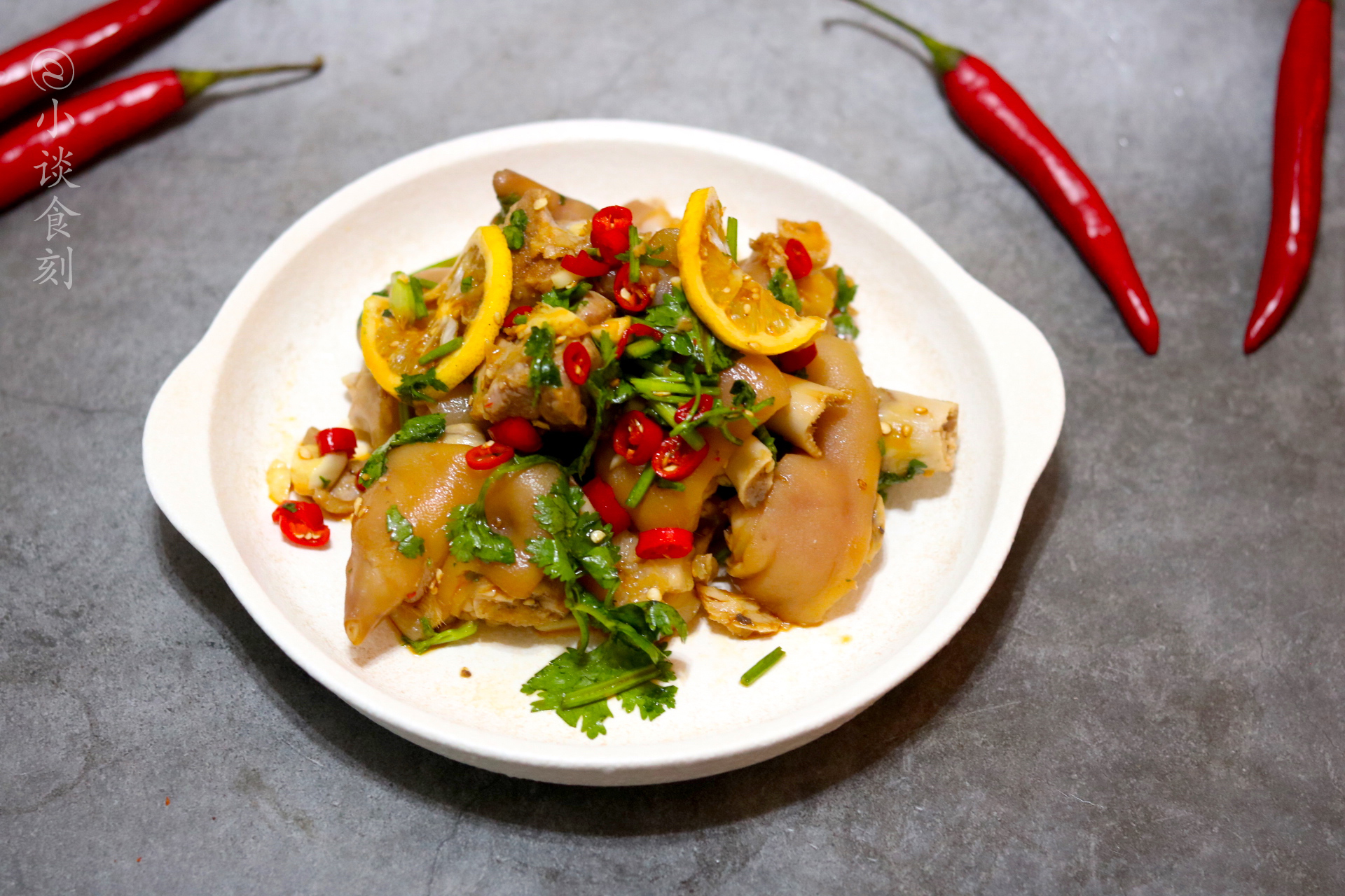 【凉拌柠檬猪蹄】