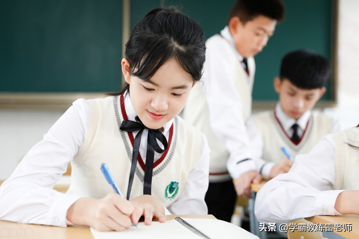 「雷老师」二年级的宝贝，家庭作业写到晚上十点多钟，头有点大