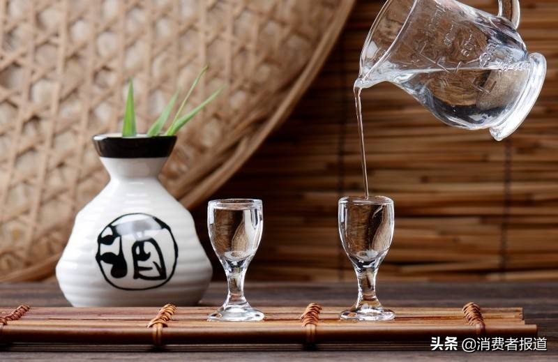 12款中档白酒口碑报告：剑南春“纯”，贵州习酒“柔”，郎酒、五粮液一般